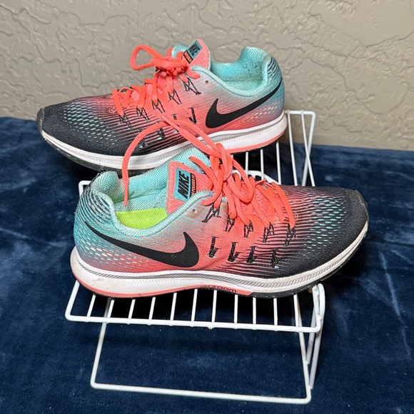 Nike Air Zoom Pegasus 33 Women's Running Sneaker Size 9 Shoes Low Top Trainers - Picture 1 of 7